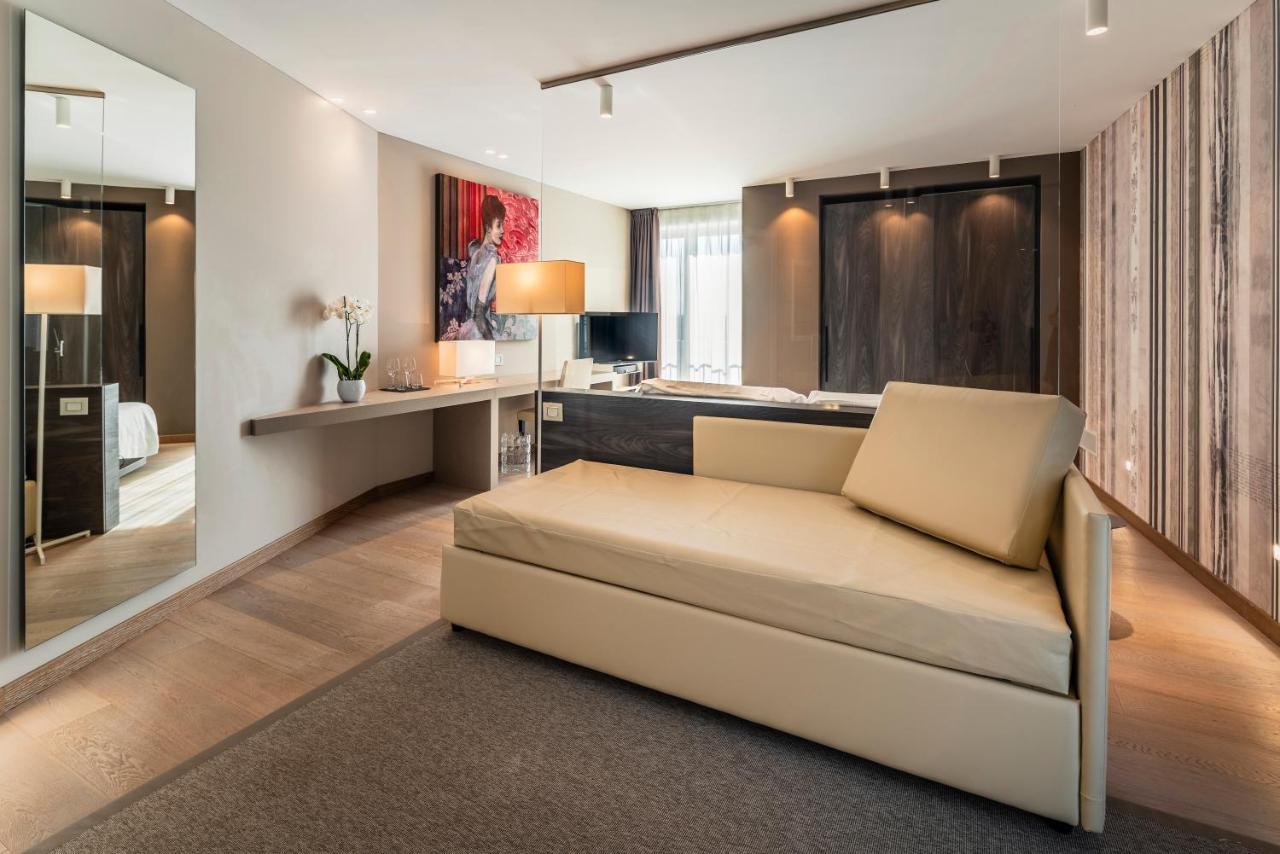 Suites Hotel Astor เบลลูโน ภายนอก รูปภาพ